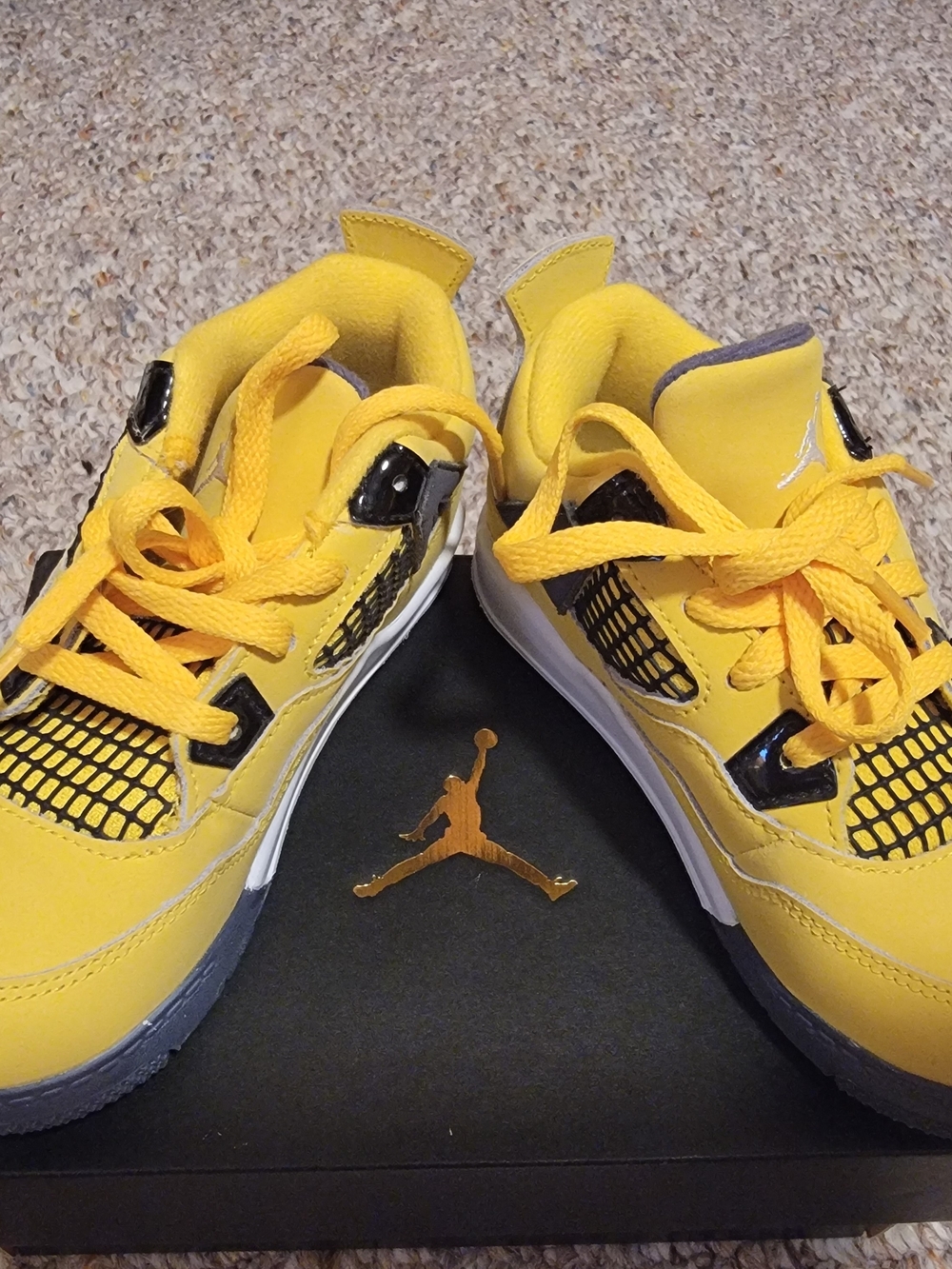 Jordan Kids' Retro 4 Low Top Sneakers in Yellow 10c